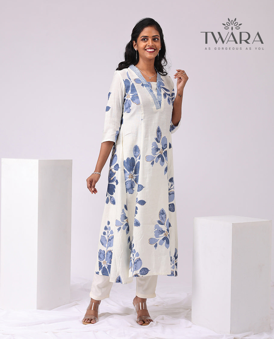 Twara white floral printed v neck, below knee lenght , 3/4 th sleeve kurti