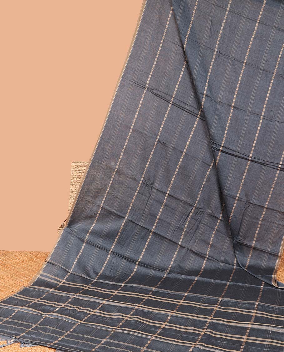 Borderless grey striped Narayanapet cotton saree, striped pallu