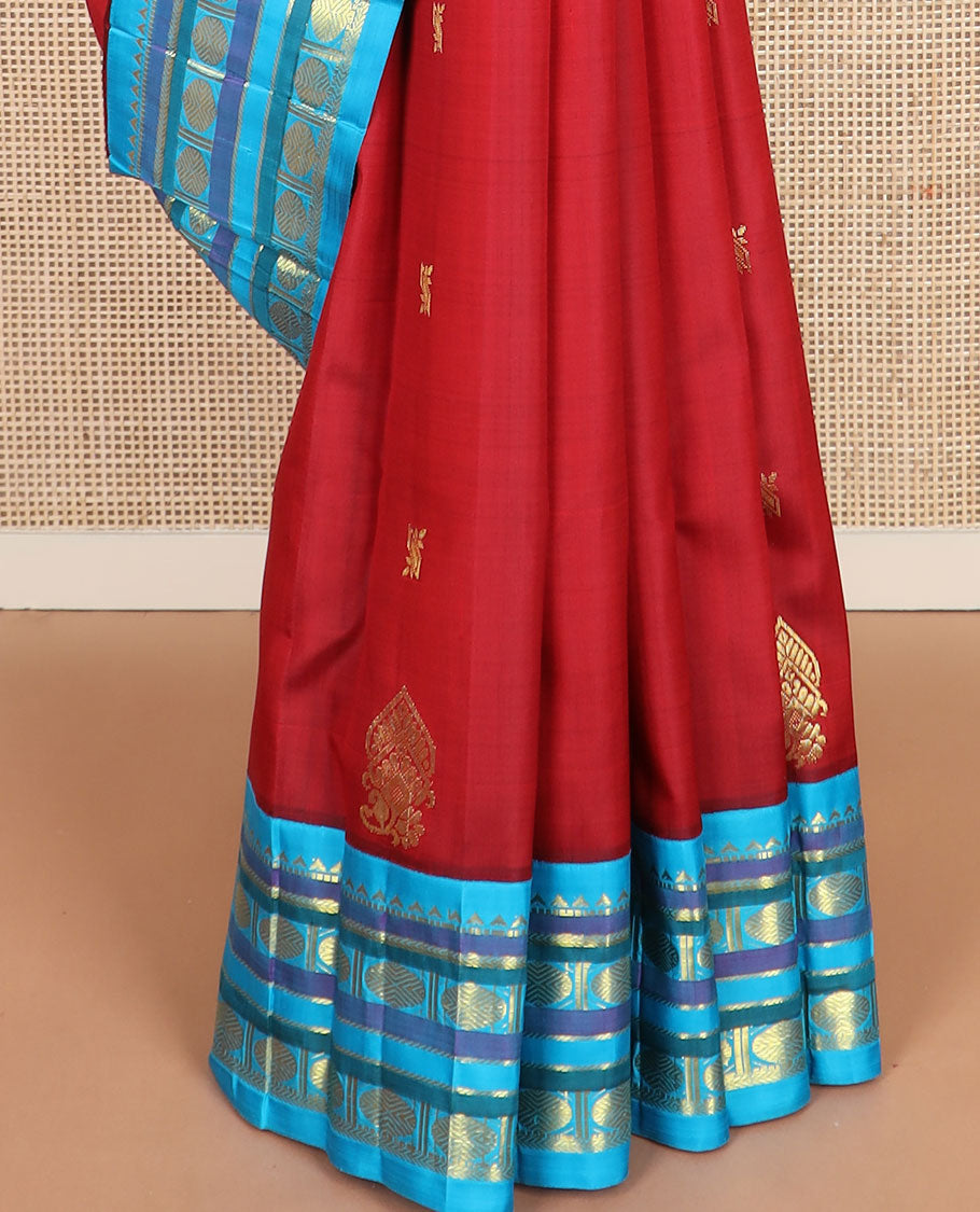 Red zari buttas kanchipuram silksaree, contrast one-sided korvai border of rekku,muthu,banaras & rudraksham & horse chariot design pallu