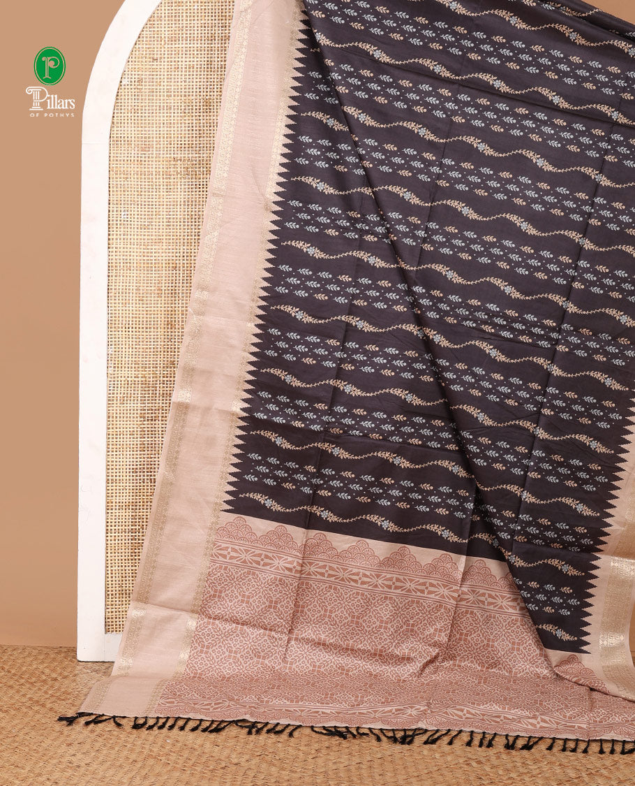 Black digital print khatan silk saree with contrast bentex border & printed pallu along with printed blouse