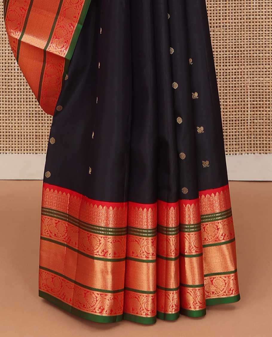 Black annam chakram zari buttas silk saree, contrast border of thilakam mokku, Muthu, jaal, kodi yaanai and mayil and jaal pallu
