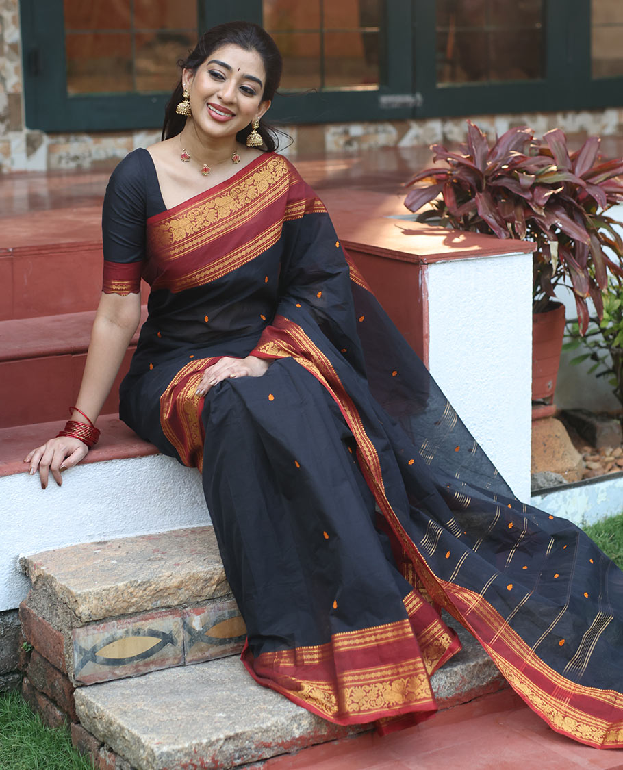 Black thread buttas Chettinad cotton saree, contrast traditional design rettai pettu border, striped pallu, and a matching blouse