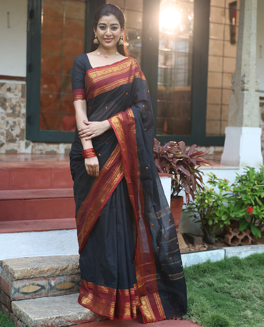Black thread buttas Chettinad cotton saree, contrast traditional design rettai pettu border, striped pallu, and a matching blouse