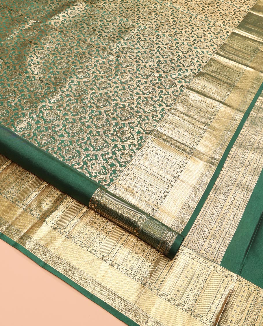 Green Kanchipuram Wedding Silk Saree, Prettified with Jacquard Design, Zari Border of Traditional Designs, Grand Pallu, and Matching Blouse