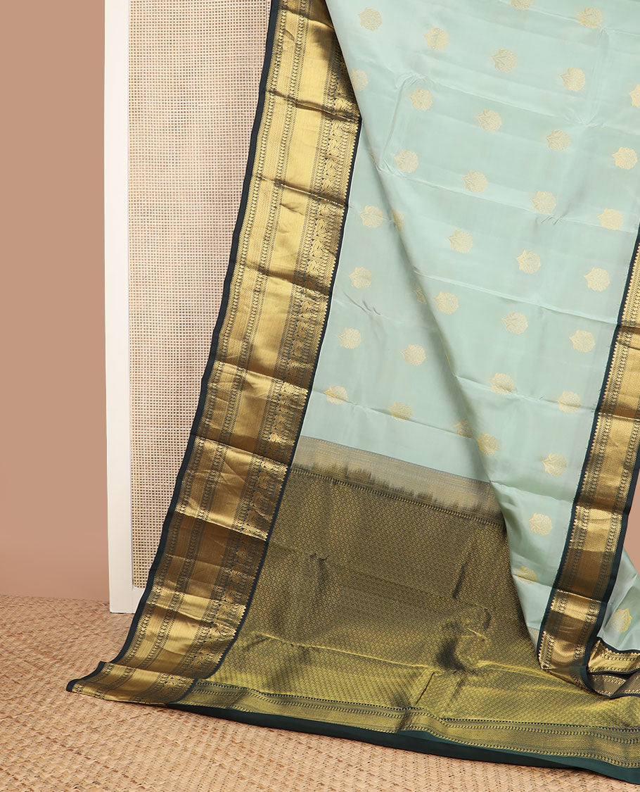 Green zari buttas vasundhara silk mix saree, contrast jaal pallu & border of thilakam mokku,muthu,banaras,manga,mayil & kuyil kann
