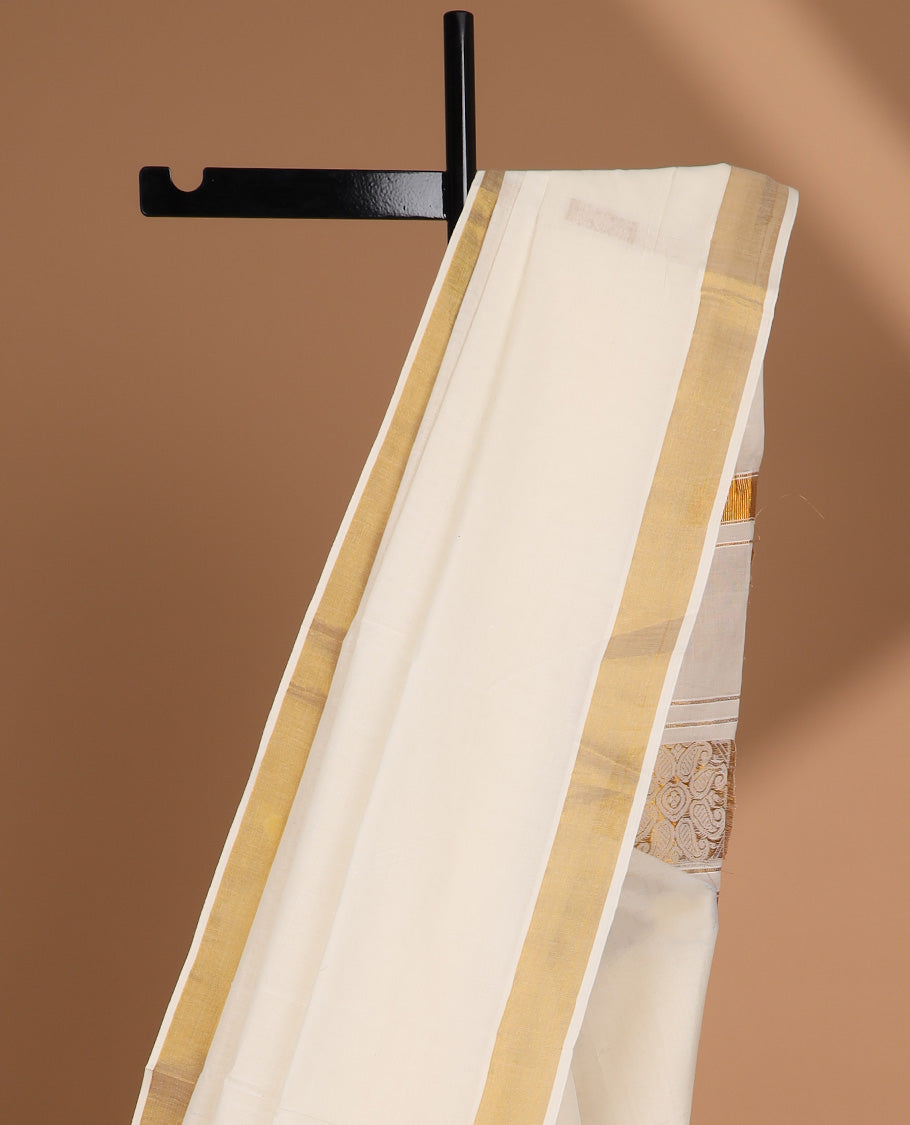 Cream plain kerala saree, plain border & pallu of zari paisley designs