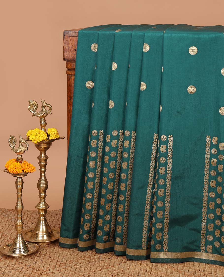 Green peacock mile chakra butta dola silk saree with zari border & rich zari pallu along with mile chakra butta blouse