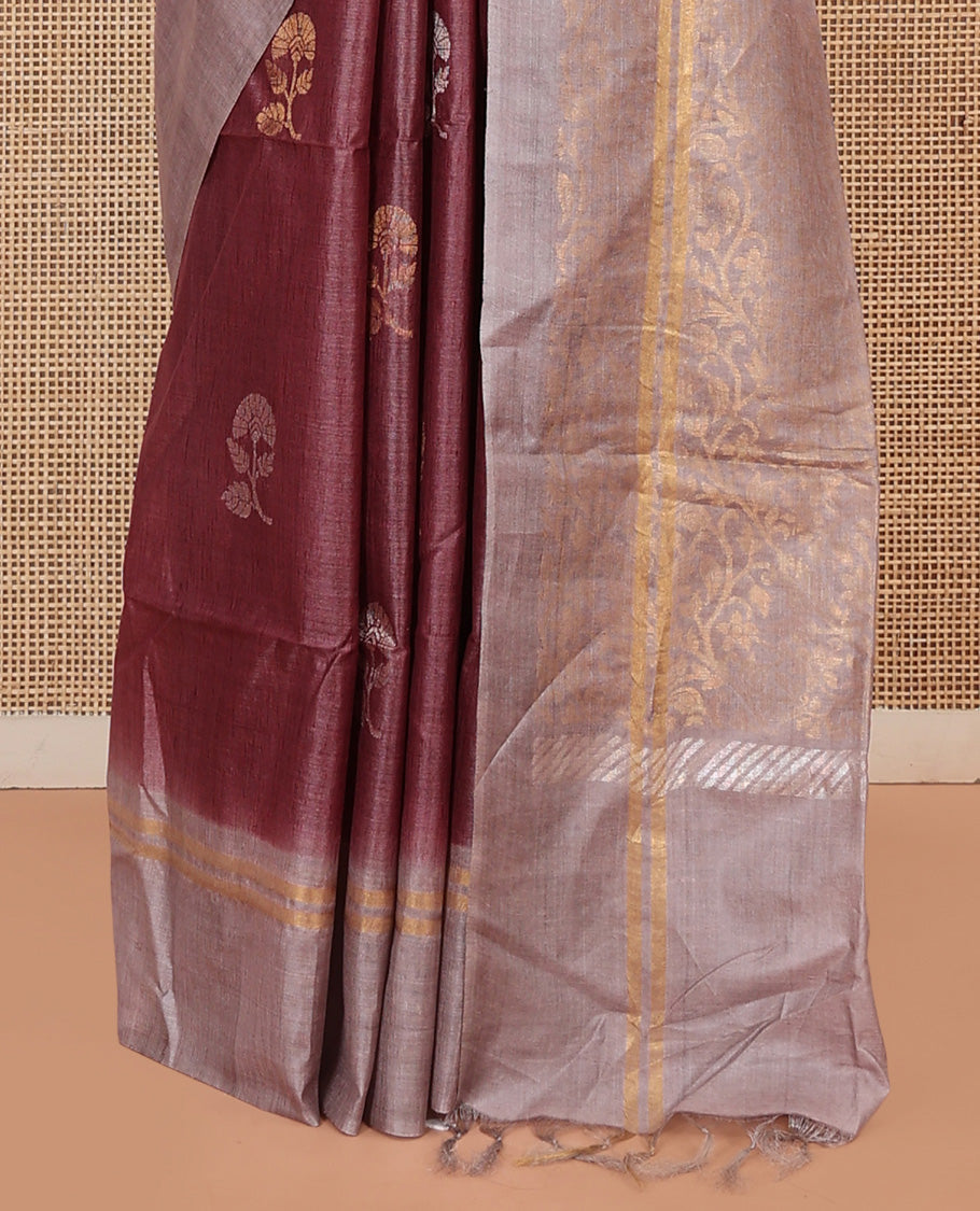 Brown Tussar Saree, Bedecked with Floral Buttas, Complemented by a Contrast Border, Floral Vine Pallu, and a Contrast Blouse
