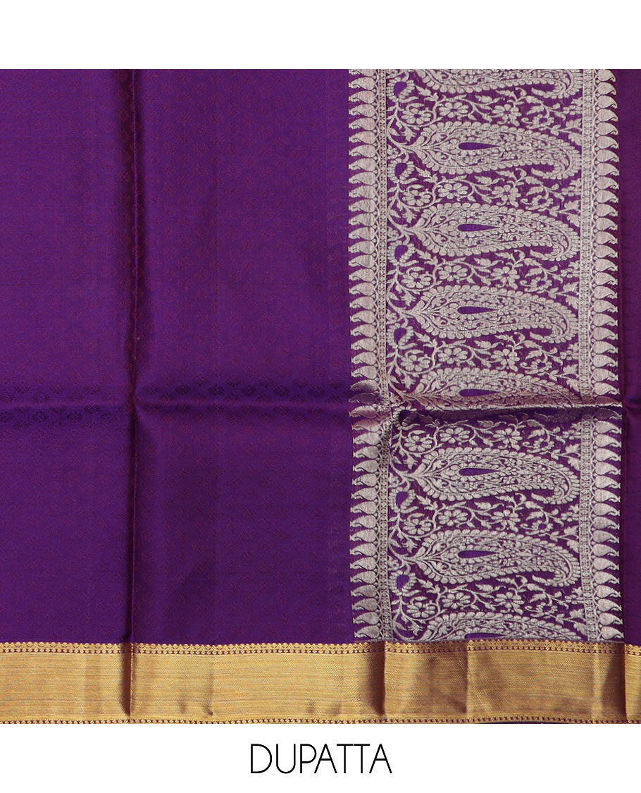 Green pure silk half saree, mayil chakram buttas skirt, contrast blouse of border of thilakam, poun, mayil kann, and dhavana kodi, and arumbu manga design pallu