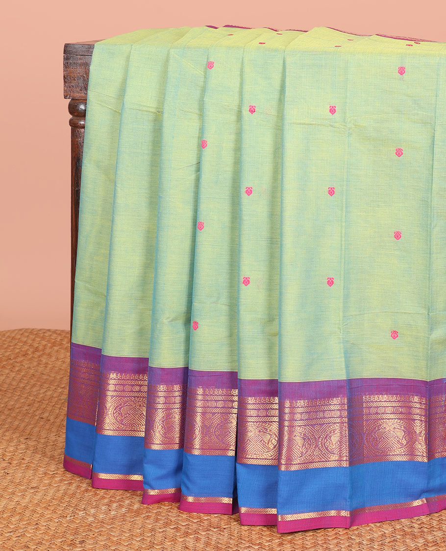Green Chettinad Cotton Saree, Finely Designed with Buttas, Complemented by a Contrast Traditional Zari Design Woven Rettai Pettu Border, and a Pallu of Stripes and Buttas