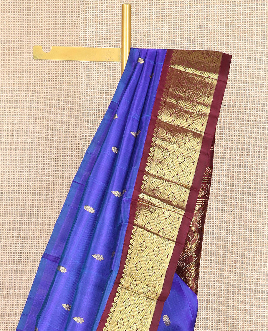 Blue zari buttas kanchipuram silksaree, contrast one-sided korvai jaal design zari border & floral design pallu
