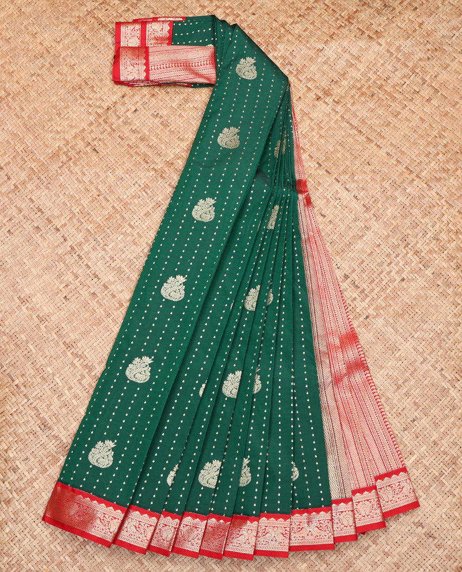 Green Budget Silk Saree, Mesmerized with Zari Buttas, Captivating Contrast Traditional Zari Design Border, Geometric-Patterned Pallu, and a Contrast Blouse