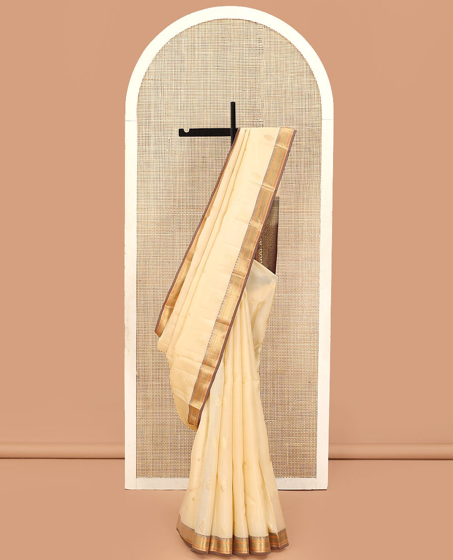 Sandal Vasundhara Lite Silk Mix Saree, Beautified with Zari Buttas on Its Body, Complemented by a Contrast Border of Kathir, Vanki, and Diamond Designs, Grand Scallop Design Pallu, and Paired with a Contrast Blouse