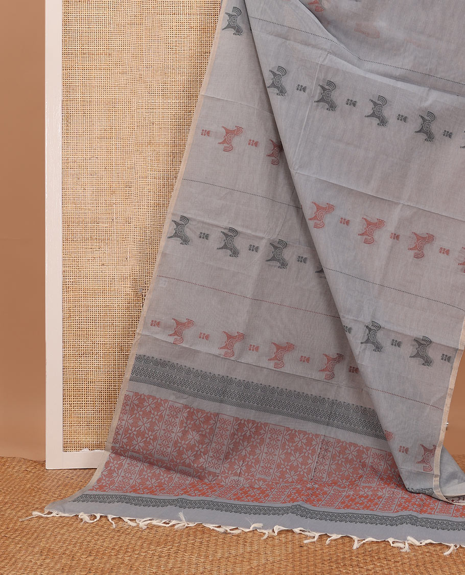 Borderless grey horse motifs Coimbatore cotton saree, self-pallu of geometric patterns