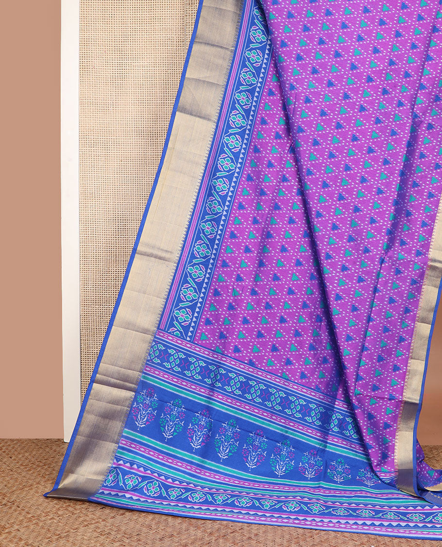 Pink triangle motifs patola silk saree, contrast temple zari border of floral creeper designs, and pallu of floral designs