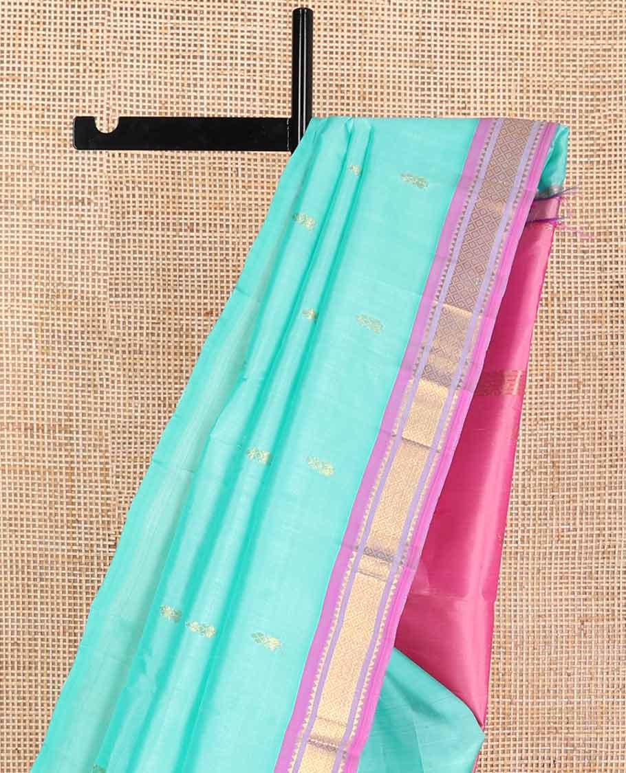 Light blue floral buttas kancheepuram silk saree with contrast border of rekku, kayil kann design & floral design pallu
