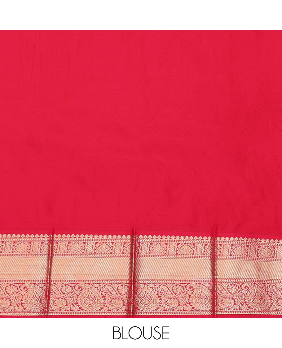 Green Budget Silk Saree, Spotlighted with Zari Butta Enclosed Checks, Complemented by a Contrast Traditional Design Border, Intricate Pallu, and a Contrast Blouse