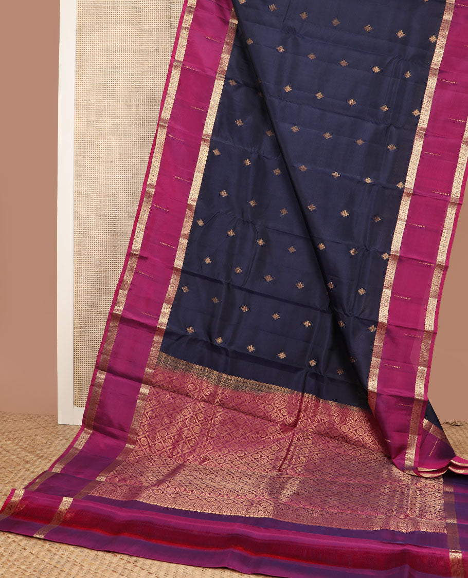 Blue kolam buttas vasundhara silk mix saree, contrast butta enclosed jaal pallu & rettai pettu border of manga, muthu, kathir & kodi visiry