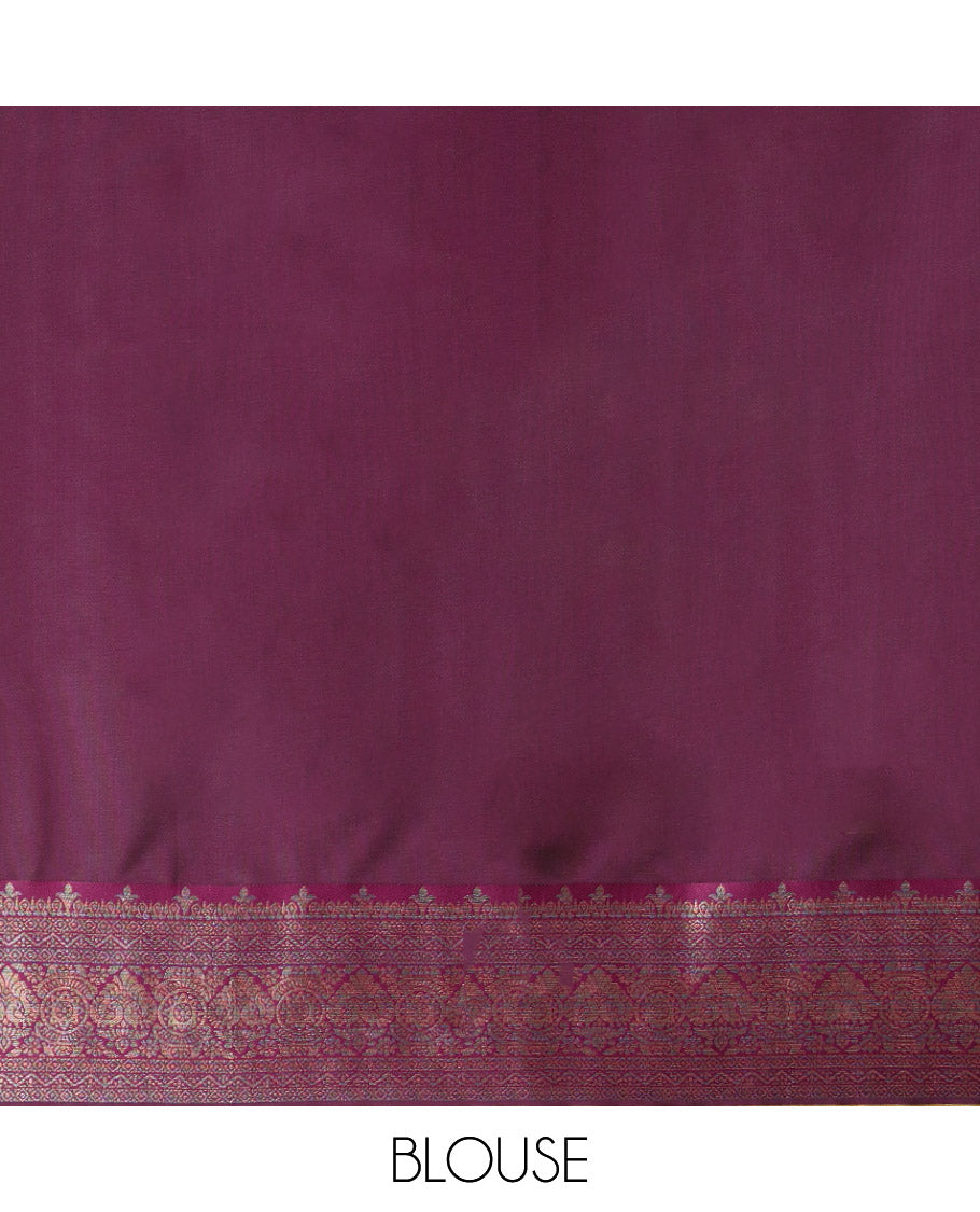 Mehendi green semi soft silk saree with peacock border & rich pallu along with plain blouse