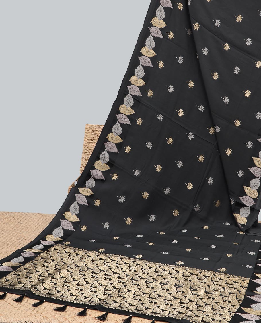 Black floral buttas dola silk saree with self leaf design border & leaf zari design pallu