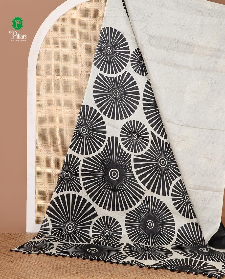 Borderless White with black sunbrust design skirt pattern khadi cotton saree & big sunbrust printed pallu with tussels