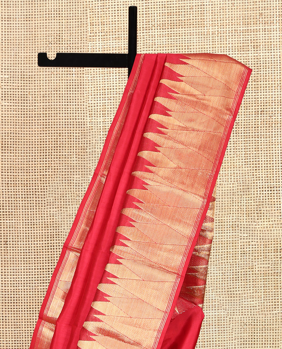 Red Plain Kanchipuram Silk Saree, Highlighted by a Zari Temple Border of Mayil Kann, and Vanki Designs, Grand Jaal Pallu, and Matching Blouse