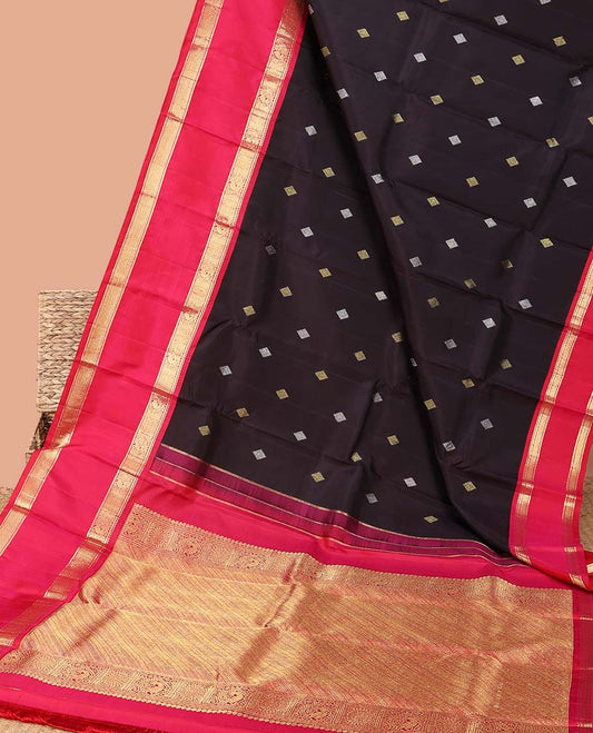 Black diamont motifs kancheepuram silk saree with korvai border of rekku,banaras,poo chakram, mayil kann design & intricate zari pallu