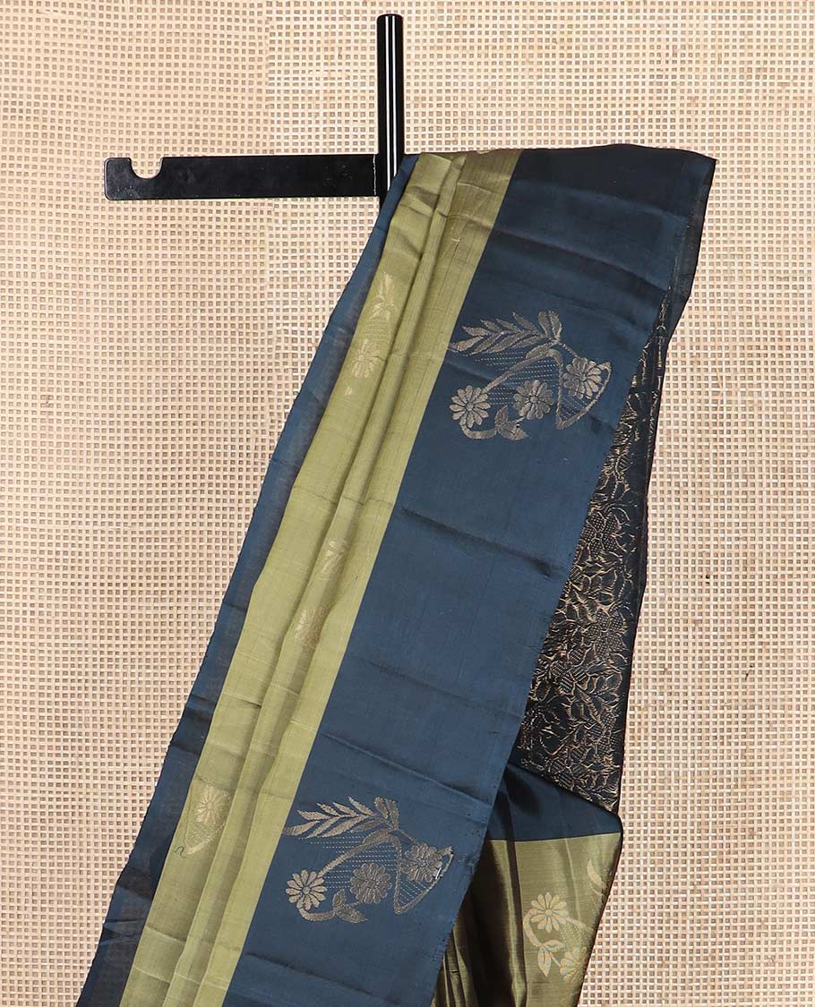 Green floral zari buttas silk mix saree, contrast floral zari design border & floral jaal pallu