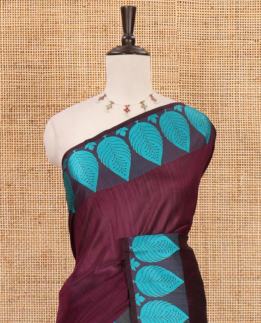 Purple plain jute cotton saree , contrast leaf thread butta border & lining seer pallu with tussels