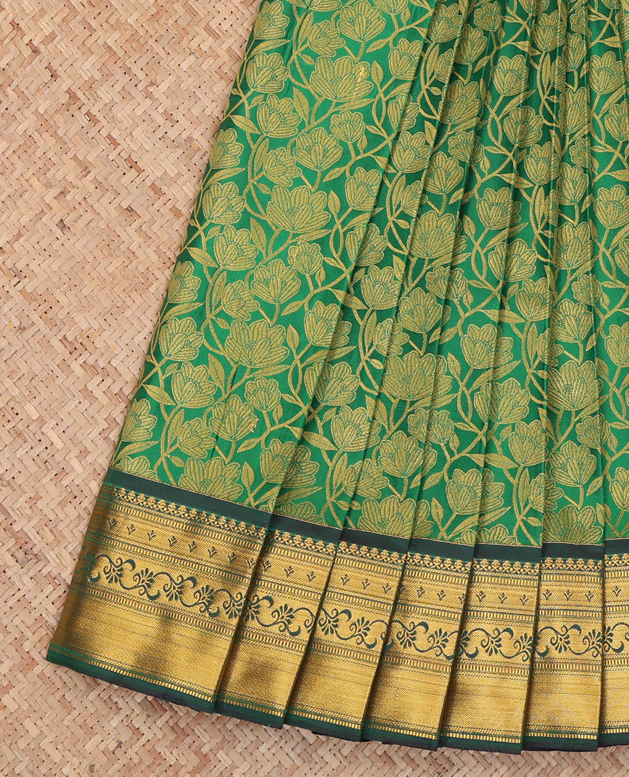 Green Budget Silk Saree, Embellished with Jacquard Design, a Contrast Traditional Zari Border, Grand Pallu, and a Contrast Blouse