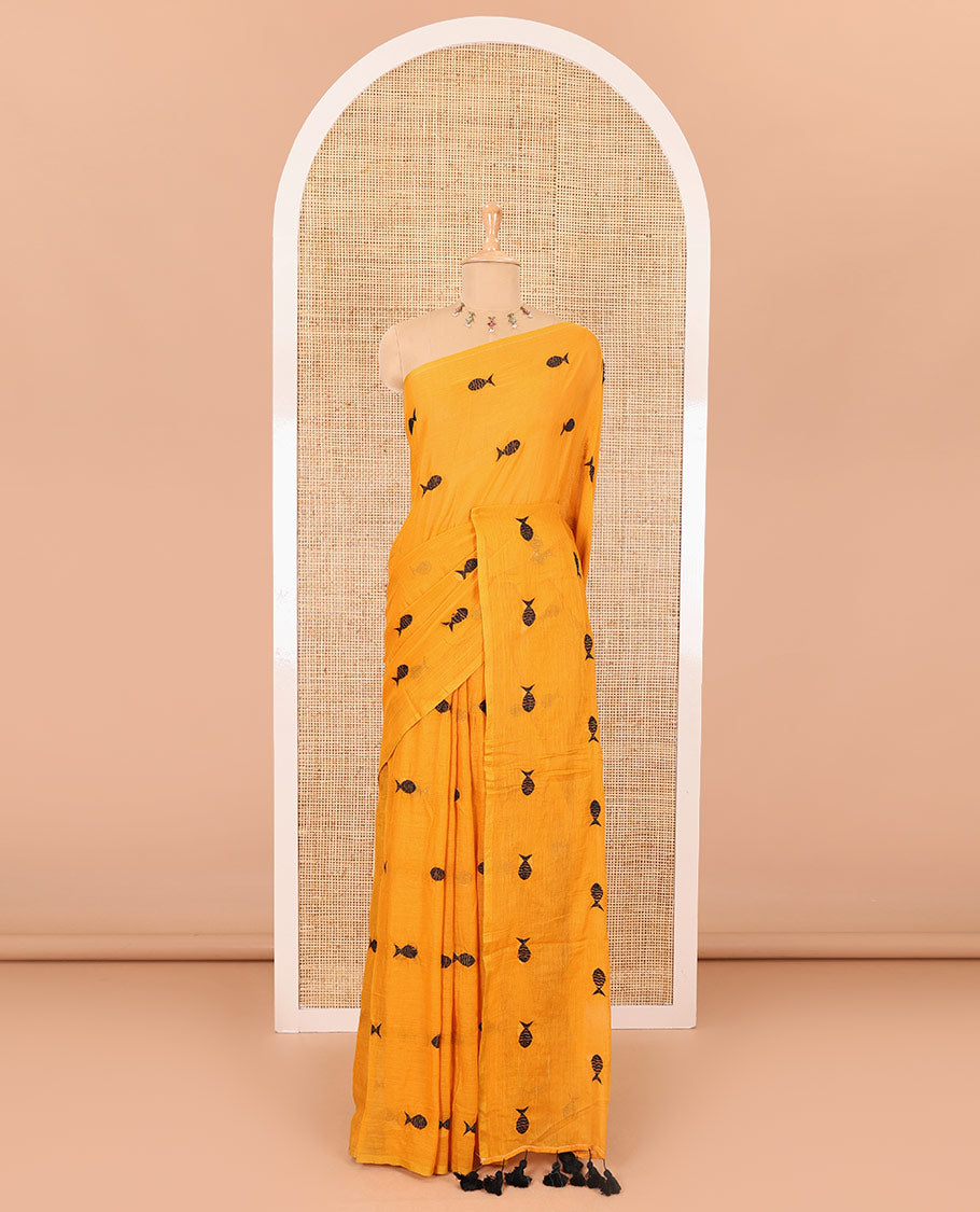 Borderless mustard fish motifs thread embroidered khadi mul cotton saree, fish motifs thread embroidered pallu, and a matching plain blouse