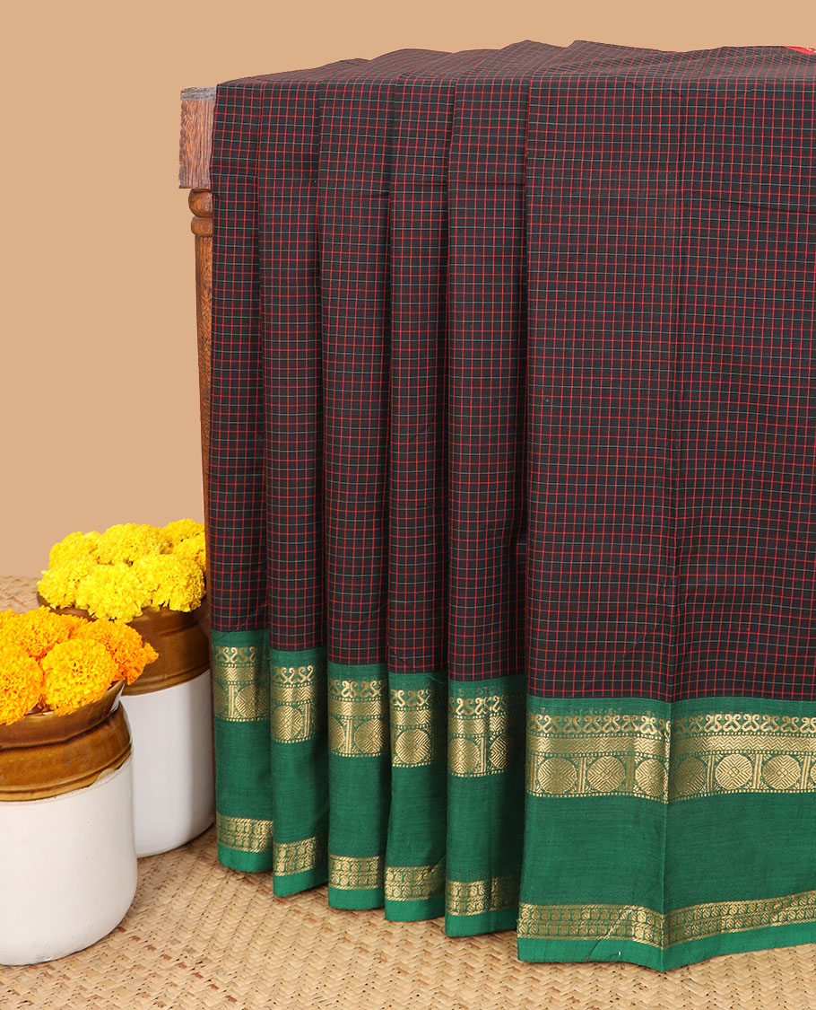 Black checked design chettinad cotton saree with contrast rettai pettu traditinal border & lining chit pallu along with self blouse