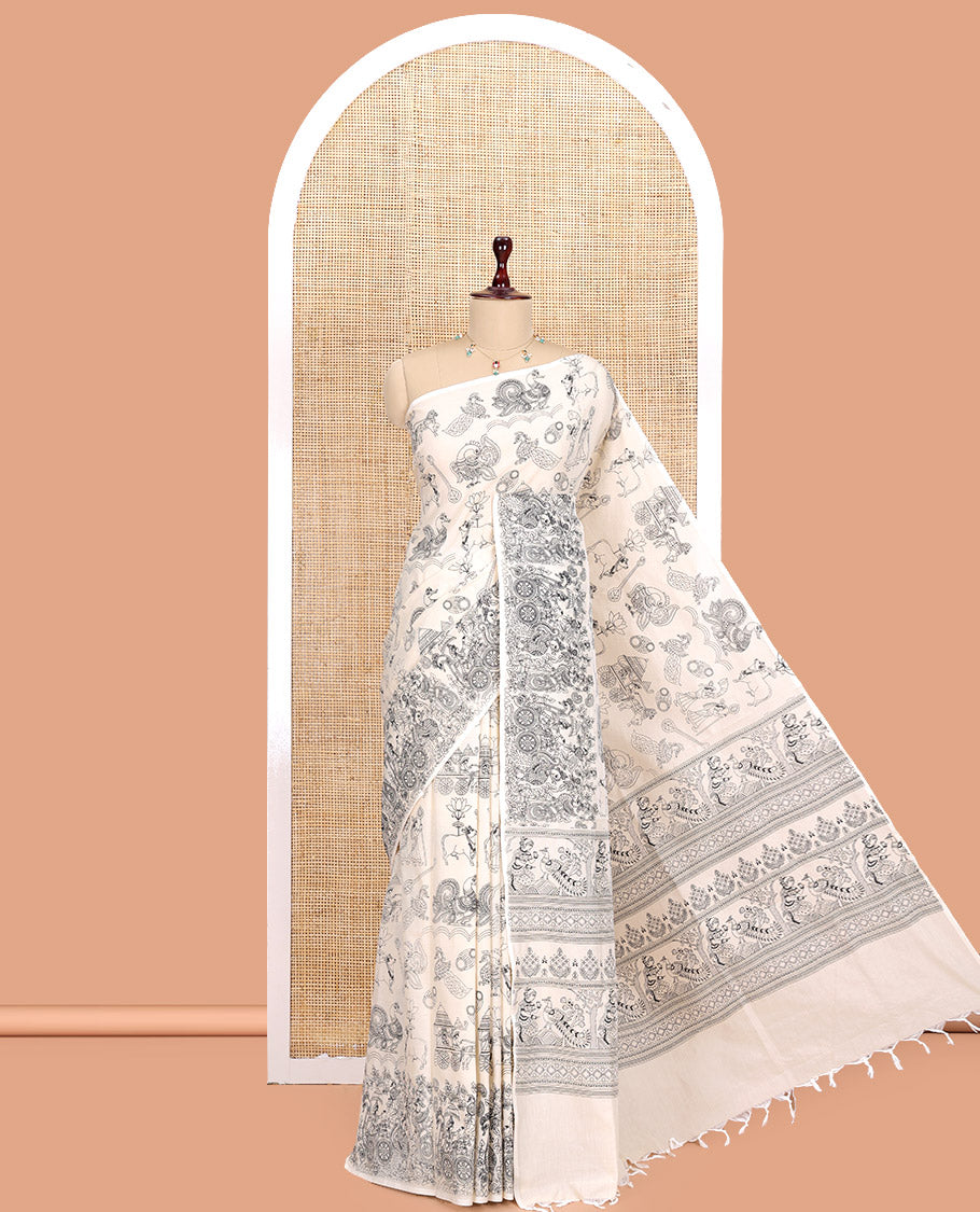 Borderless Cream South Cotton Saree, Beautified with Kalamkari-Style Motifs Outline Print, and a Matching Blouse