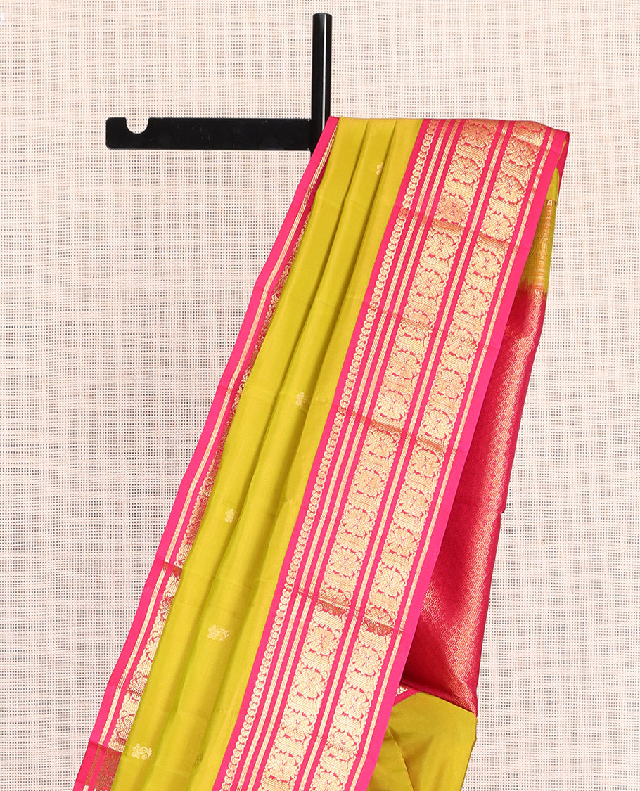 Green Zari Buttas Vasundhara Lite Silk Mix Saree, a Contrast Traditional Border, Jaal Pallu, Contrast Blouse