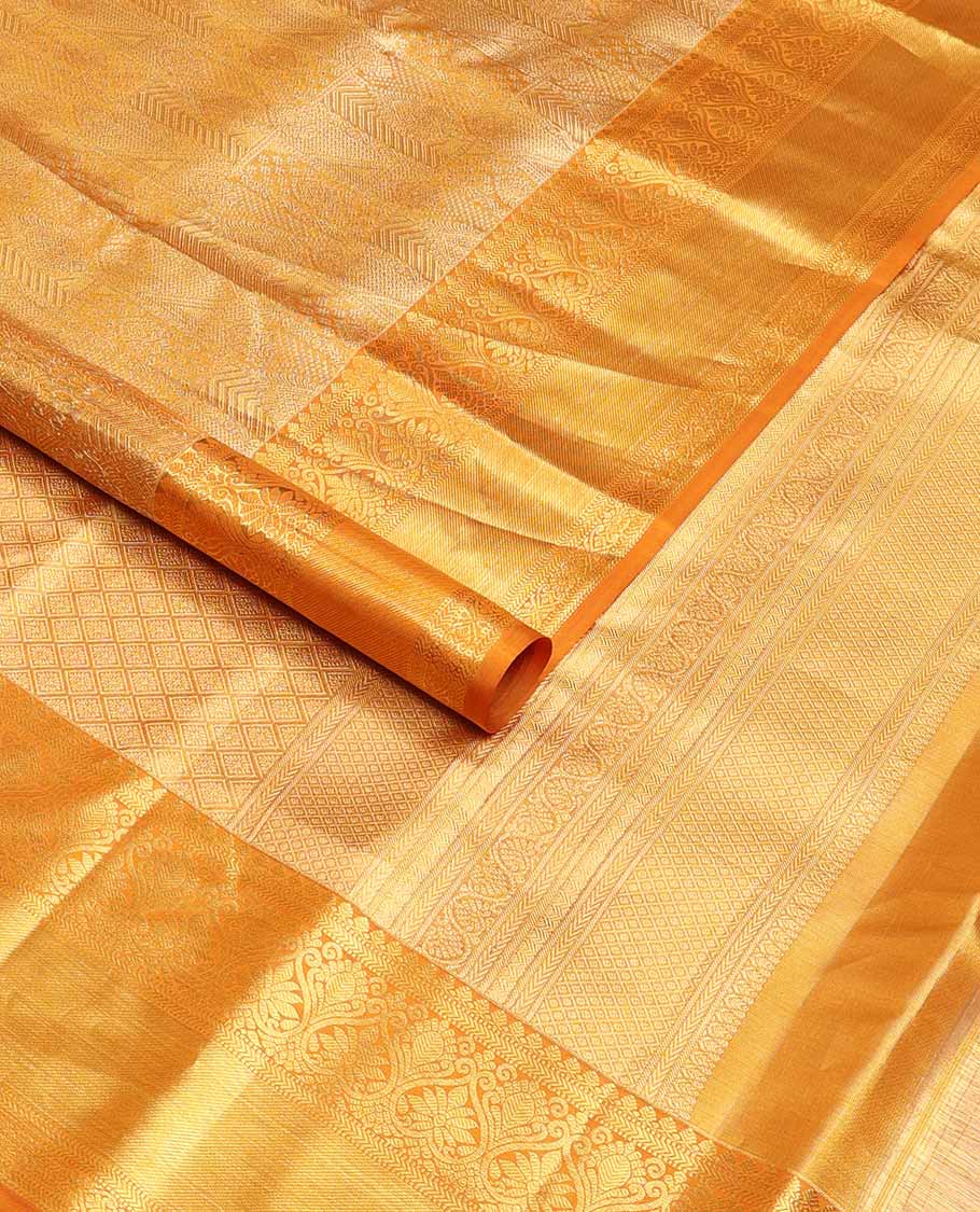 Orange jacquard tissue silk saree, jaal pallu & zari border of thilakam mokku, muthu, kathir & jadai nagam