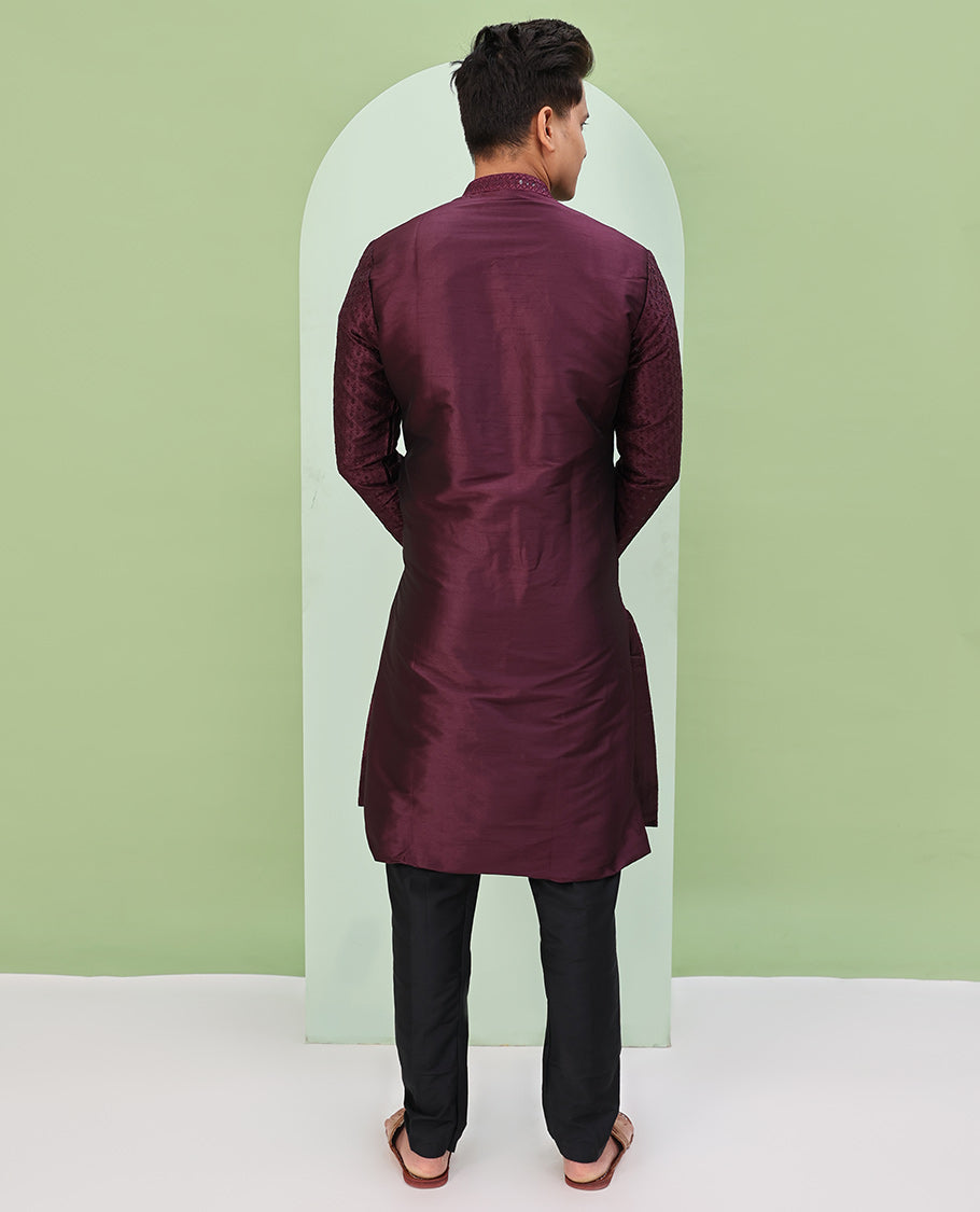 Maroon argyle design sequins embroidered full-sleeve kurta set