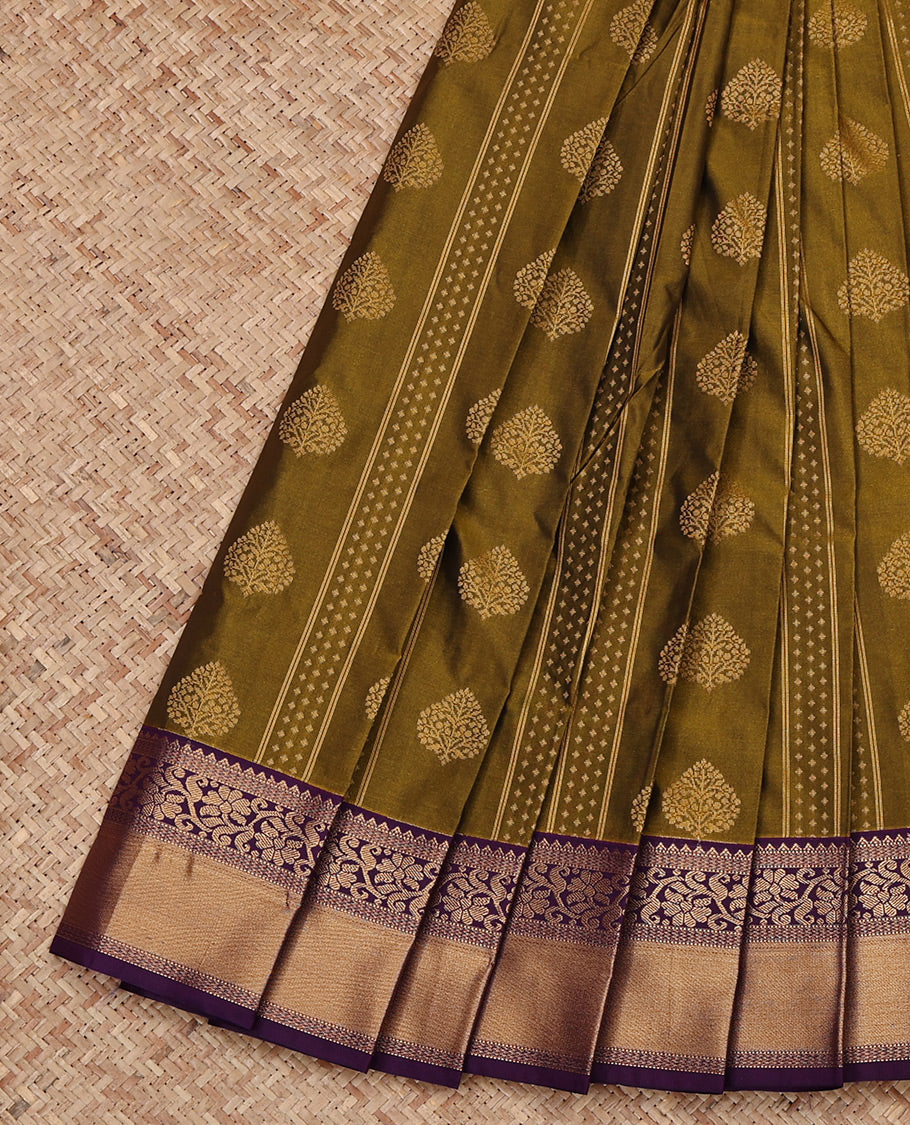 Green Budget Silk Saree, Detailed with Zari Buttas All Over Its Body, Complemented by a Contrast Traditional Zari Design Border, Grand Jaal Pallu, and Paired with a Contrast Blouse