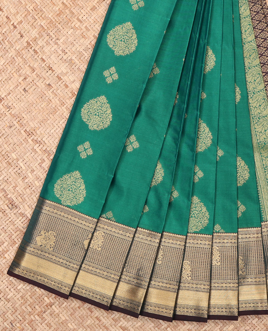 Green Budget Silk Saree, Enriched with Zari Buttas, Complemented by a Contrast Traditional Zari Border, Grand Pallu, and a Contrast Blouse