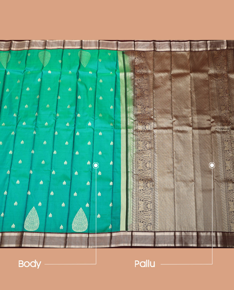 Green Budget Silk Saree, Beautified with Zari Buttas, Complemented by a Contrast Traditional Zari Design Border, Grand Pallu, and Paired with a Contrast Blouse