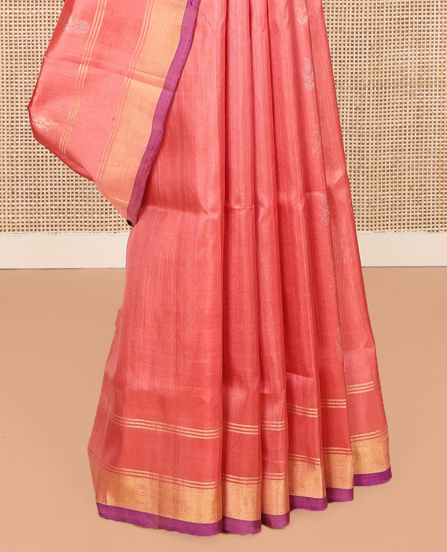 Peach Uppada Silk Saree, Enthralled with Zari Buttas on Its Body, Subtly Sparkled Zari Border, Complemented by a Contrast Pallu Depicting Intricate Design Weave, and Paired with a Contrast Blouse