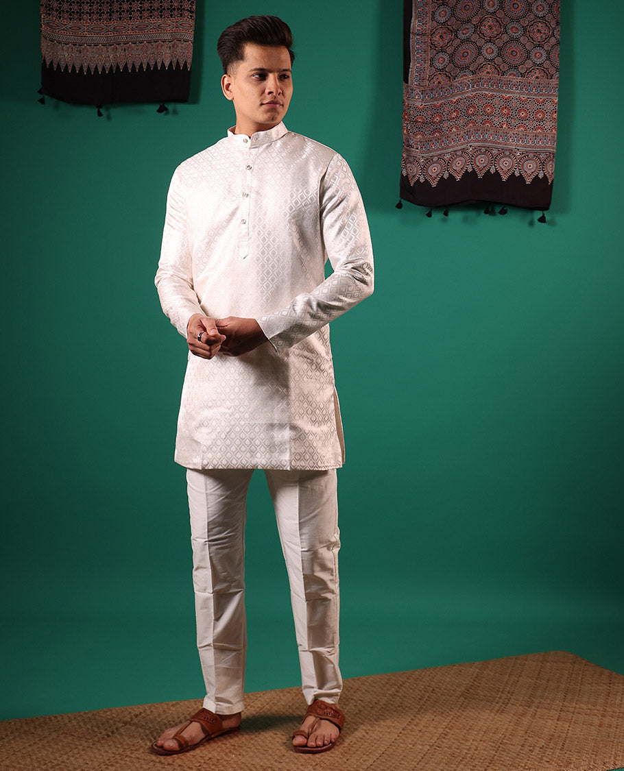Pearl white butta enclosed jaal embossed full-sleeved men's kurta