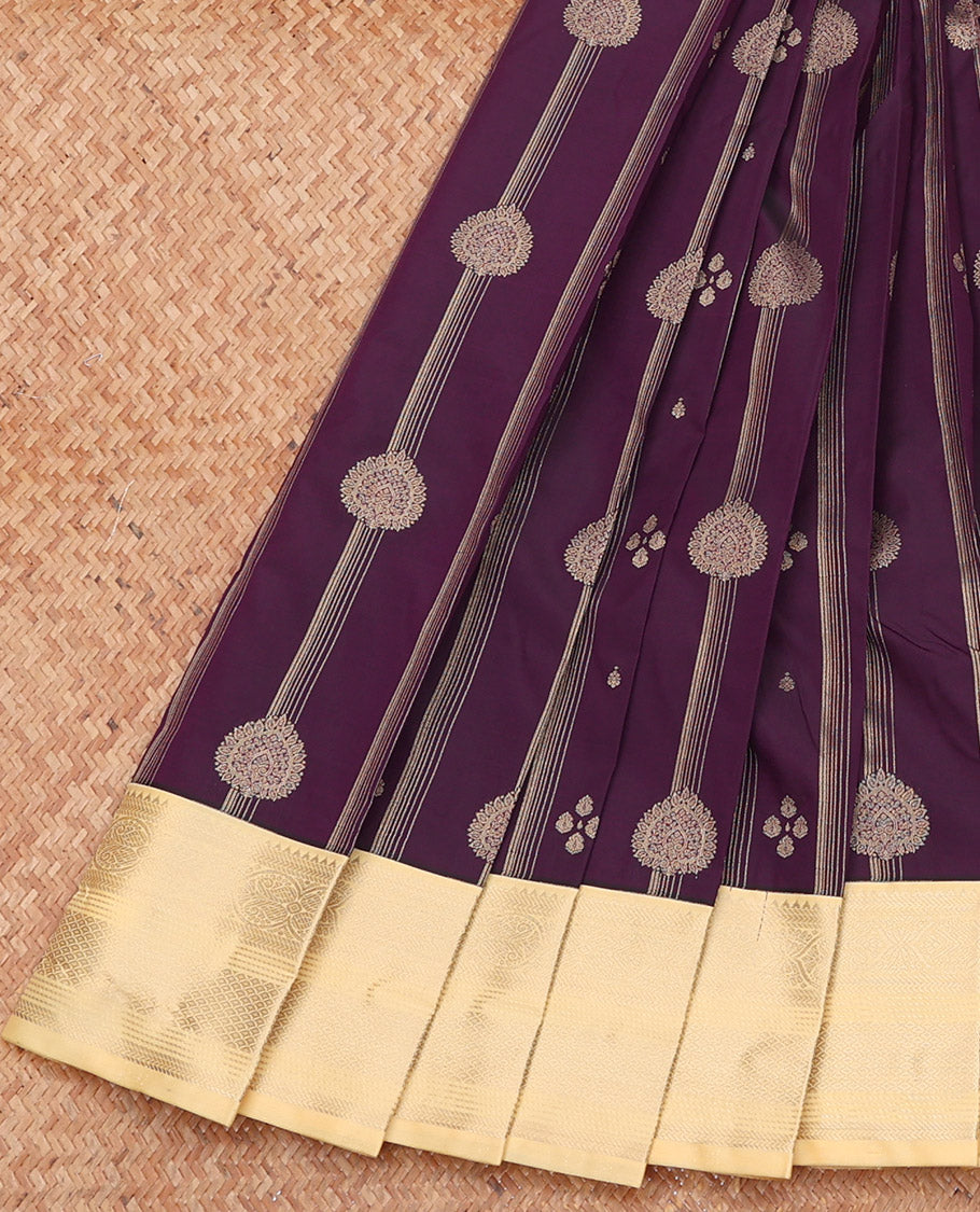 Purple Budget Silk Saree, Bedecked with Zari Designs, Complemented by a Contrast Traditional Zari Border, Grand Pallu, and a Contrast Blouse