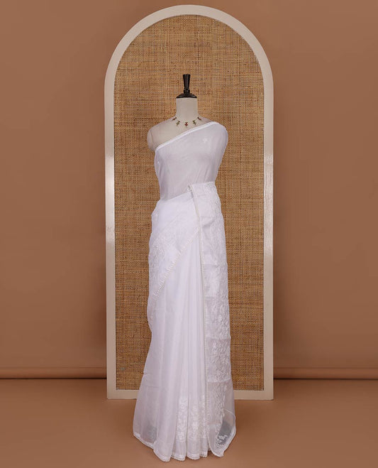 Cream floral motifs chikankari-style embroidered Kota checked saree, embroidered lace border & floral embroidered pallu