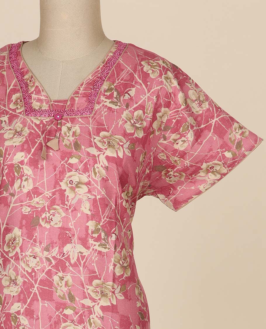 Red geometric printed and square neck cotton half-sleeve nighty