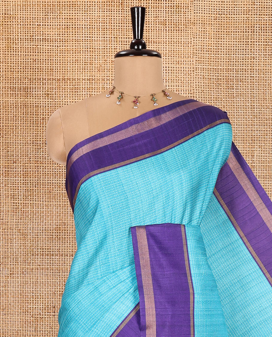 Blue Kanta Silk Saree, Delicately Woven with Dotted Kantha-Stitch Embroidery All Over Its Body, Complemented by a Contrast Border, Kantha-Stitch Embroidered Pallu, and Paired with a Contrast Blouse