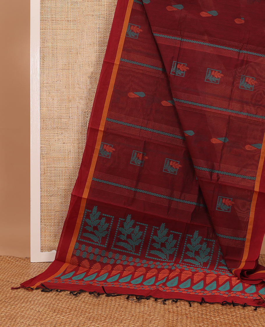 Maroon veldhari & floral motifs Coimbatore cotton saree, contrast plain border & floral design pallu