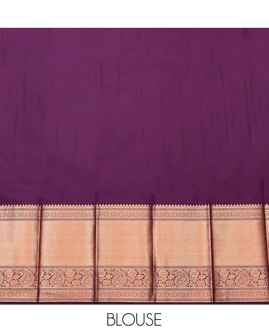 Green Budget Silk Saree, Highlighted with Jacquard Design, Complemented by a Contrast Traditional Zari Border, Grand Jaal Pallu, and a Contrast Blouse