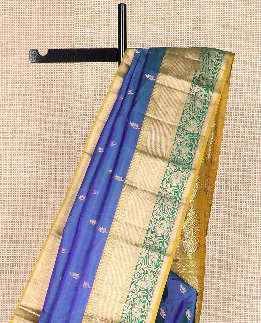 Blue buttas silksaree, contrast border of rekku,kathir,kuyil kann, yaanai & mayil & pallu of meenakari Mughal-style floral bunches