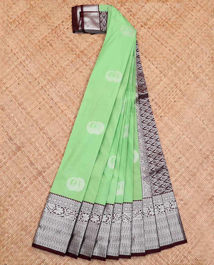 Green Budget Silk Saree, Sparsely Threaded with Buttas All Over Its Body, Complemented by a Contrast Traditional Zari Design Border, Grand Pallu, and Paired with a Contrast Blouse