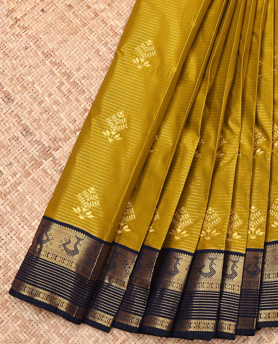Green Budget Silk Saree, Elegantly Highlighted with Zari Buttas and Stripes, Complemented by a Contrast Traditional Zari Border, Intricate Pallu, and Contrast Blouse